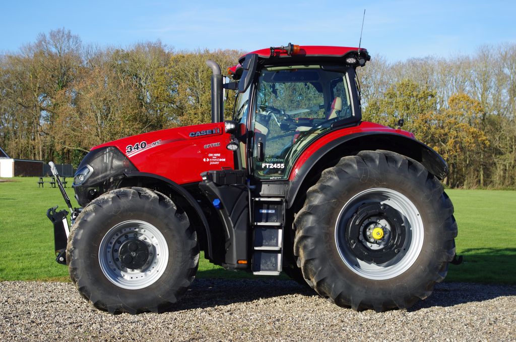 Case IH OPTUM340CVX