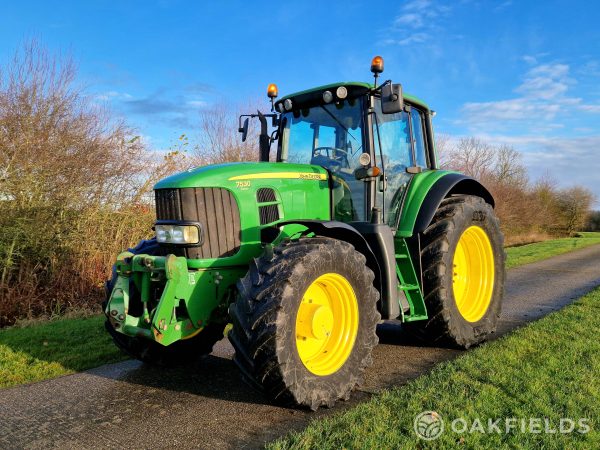 2011 John Deere 7530 Premium