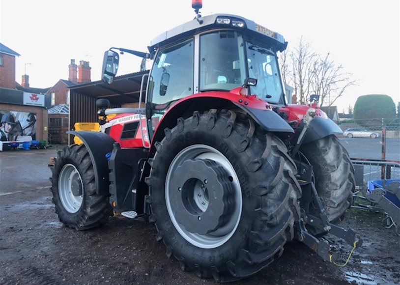 Massey Ferguson 7S.210EXDV Tractor