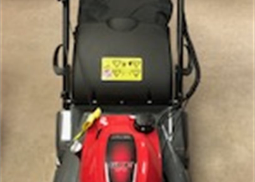 Honda HRX476 QY W/Behind Mower