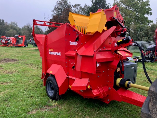 TEAGLE TOMAHAWK 8200 BALE PROCESSOR