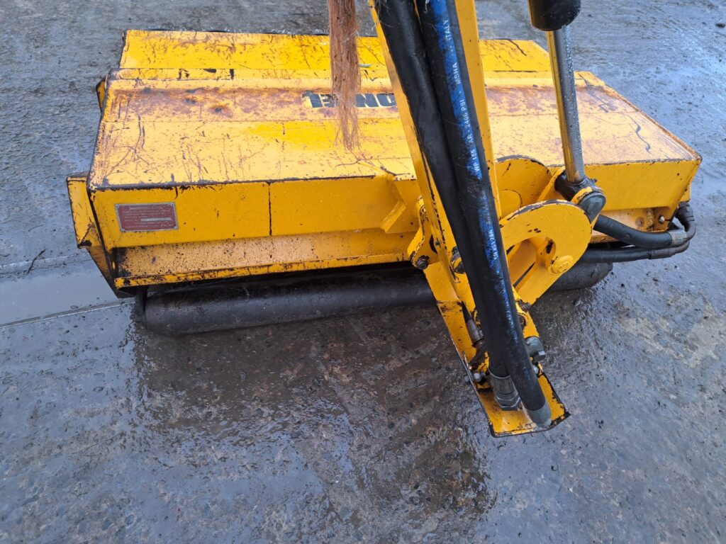 MCCONNEL PA95 HEDGECUTTER