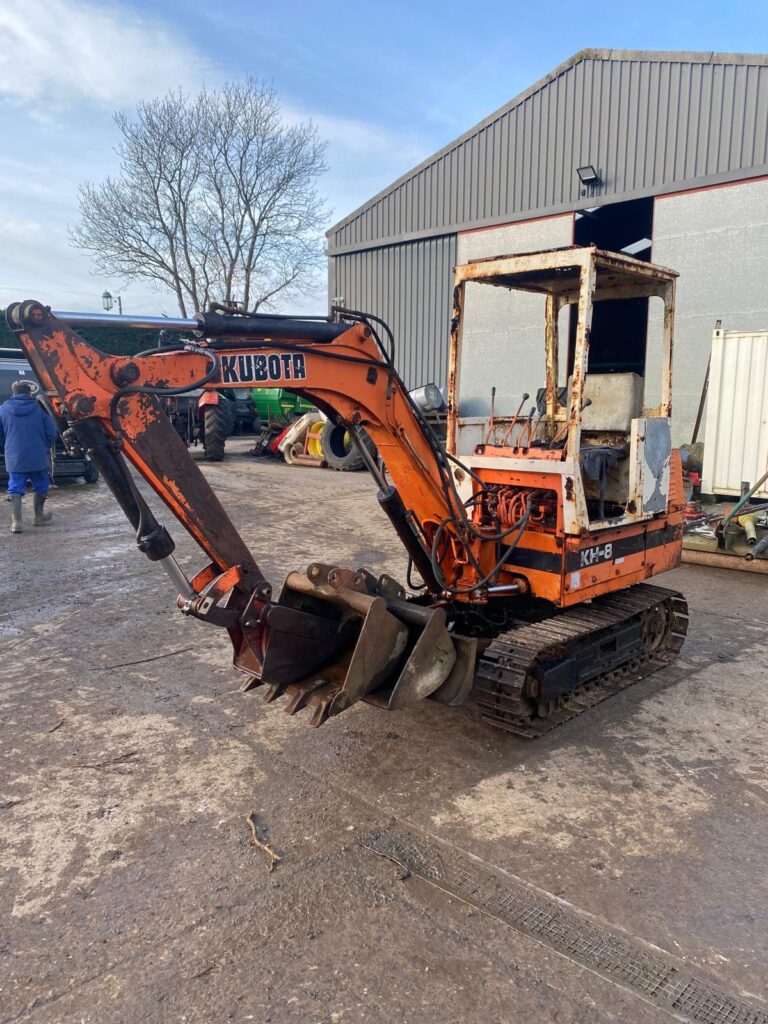 KUBOTA KH-8, 1.5 TON MINI DIGGER.