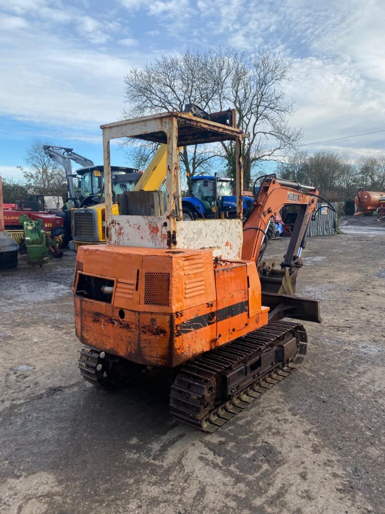 KUBOTA KH-8, 1.5 TON MINI DIGGER.