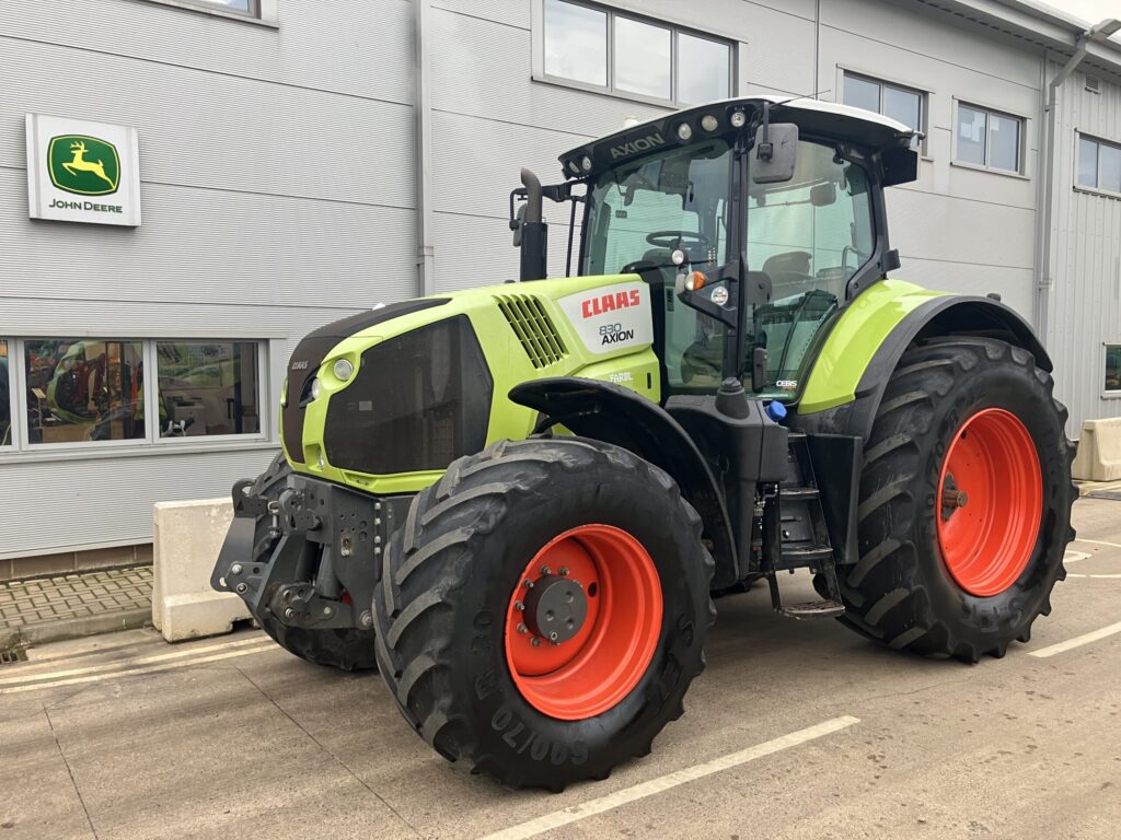 Claas Axion 830