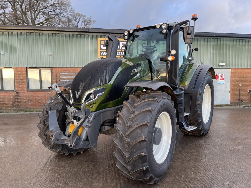 Valtra T195 V