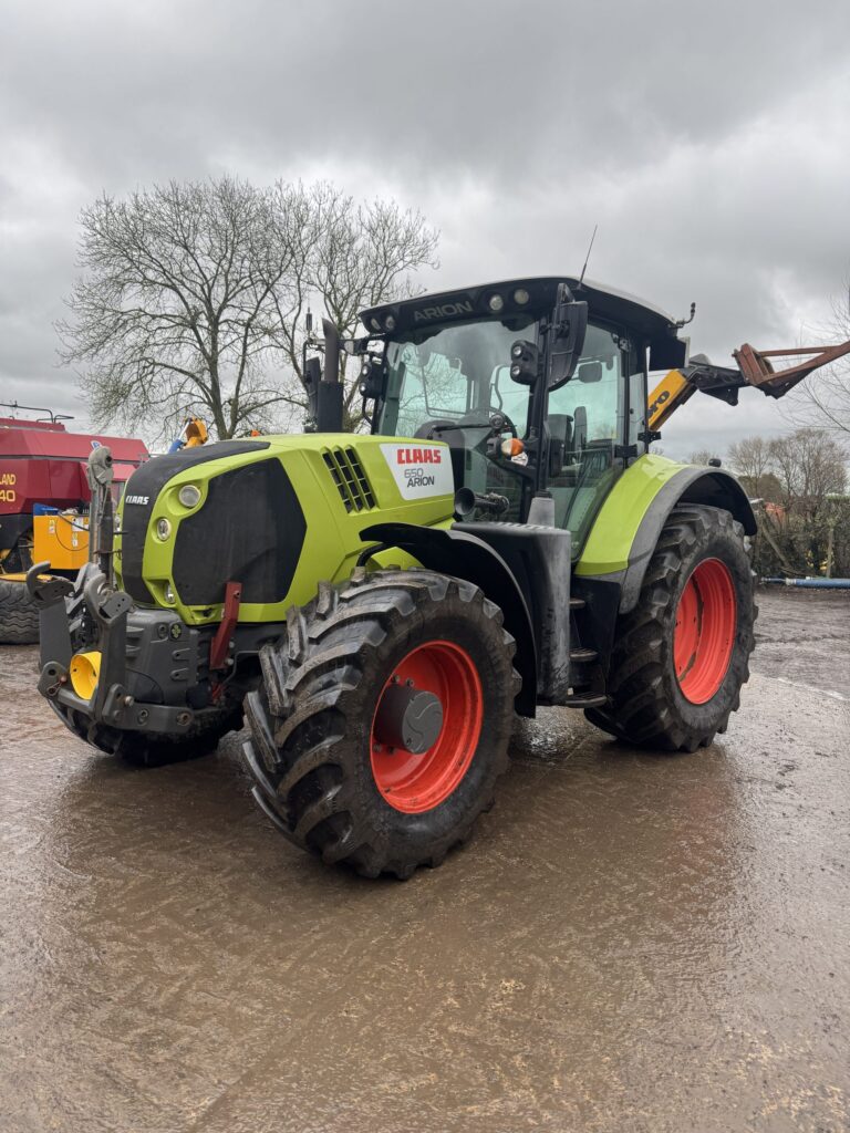 CLAAS ARION 650