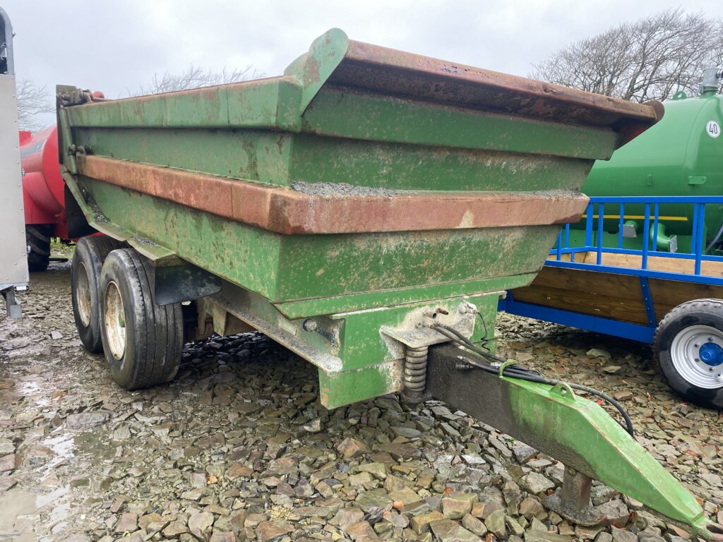 HERBST 14TON DUMP TRAILER