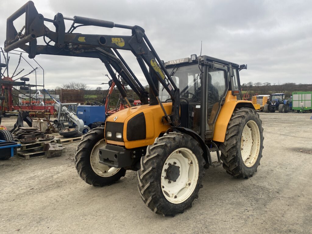 RENAULT CERES 65 TRACTOR C/W LOADER