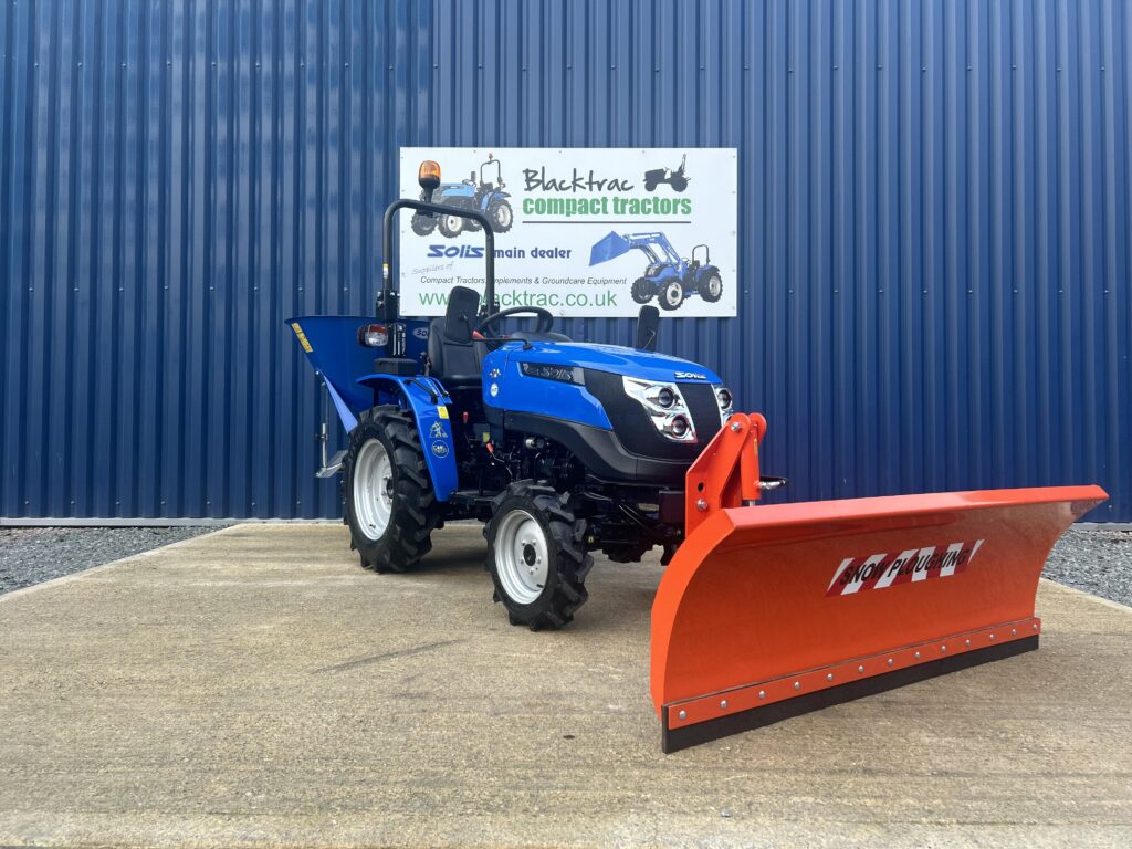 New Solis 20 4WD Compact Tractor With New DW Tomlin Heavy Duty Front Mounted Snowplough & New 500 Litre Fleming Grit / Salt Spreader