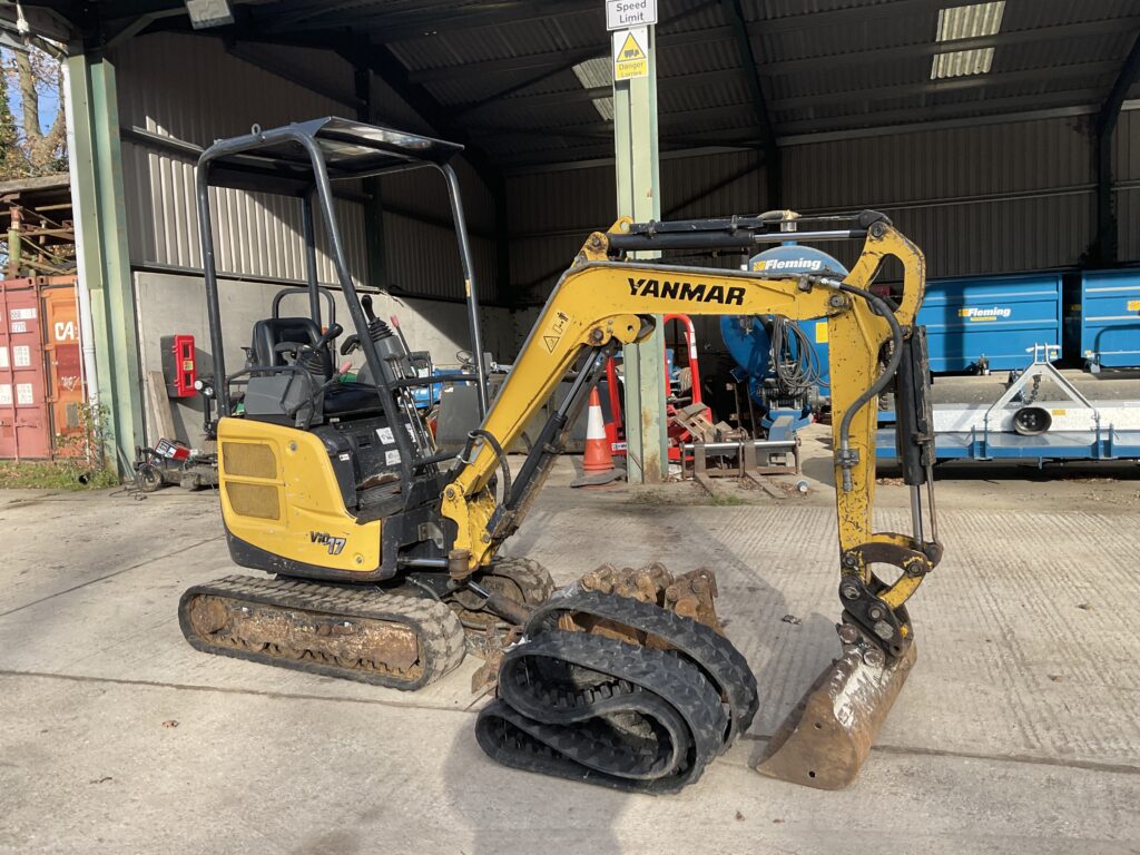 YANMAR VIO17