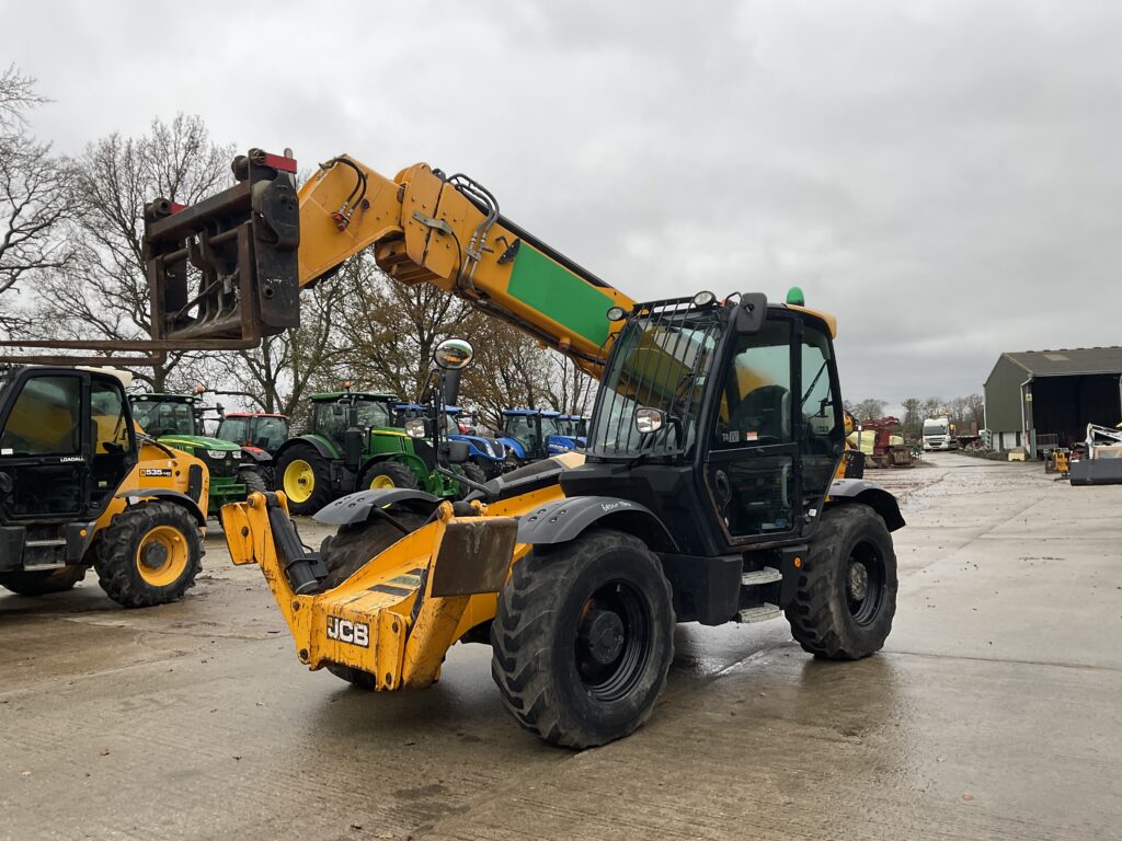 JCB 535-125 HI VIZ