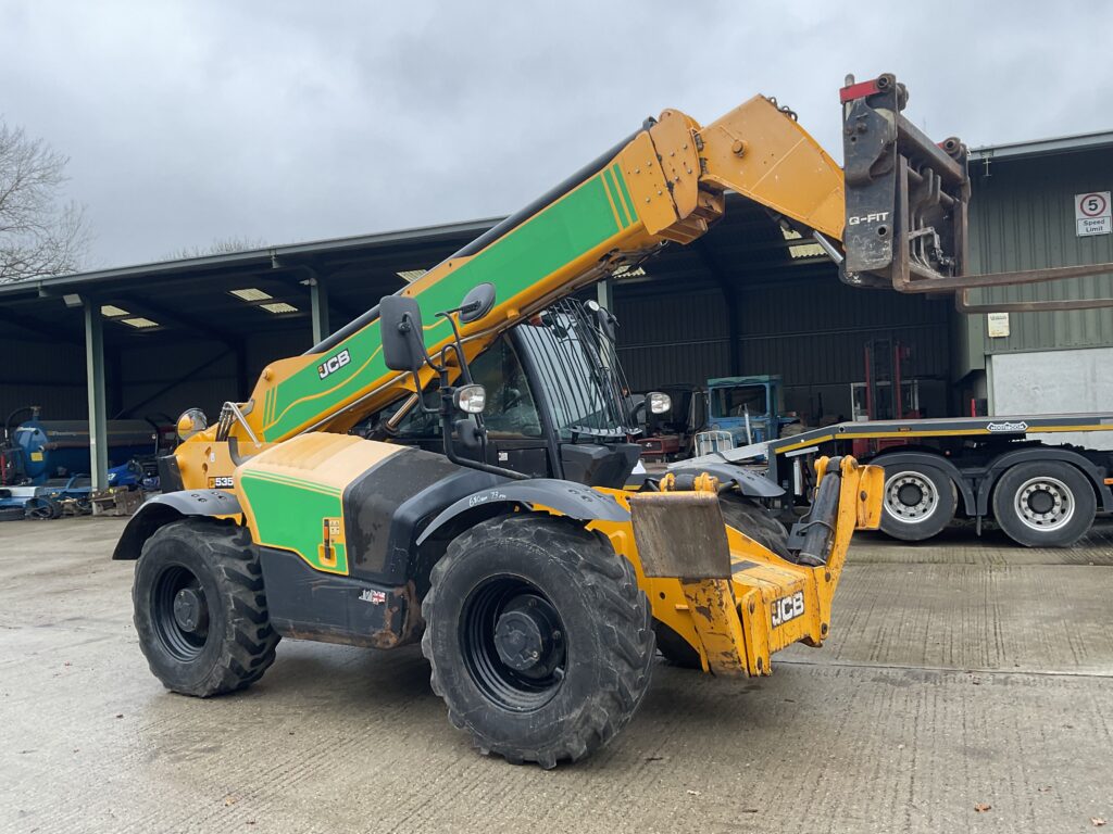 JCB 535-125 HI VIZ