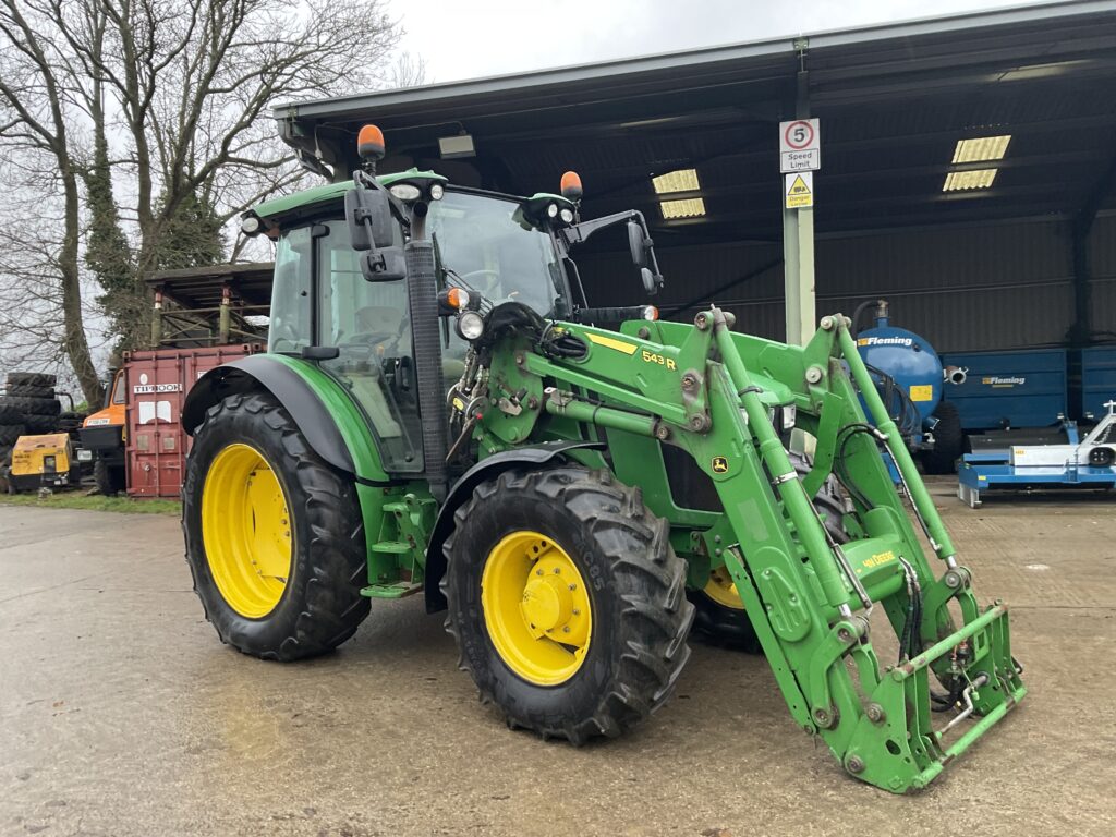 JOHN DEERE 5125R