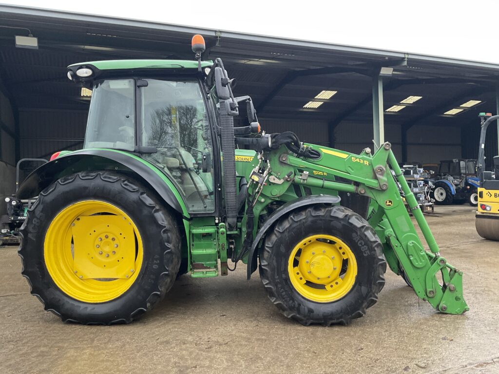 JOHN DEERE 5125R