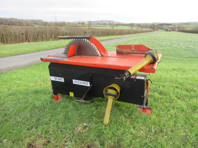 Browns Woodworker Sawbench