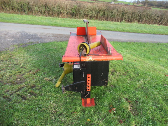 Browns Woodworker Sawbench