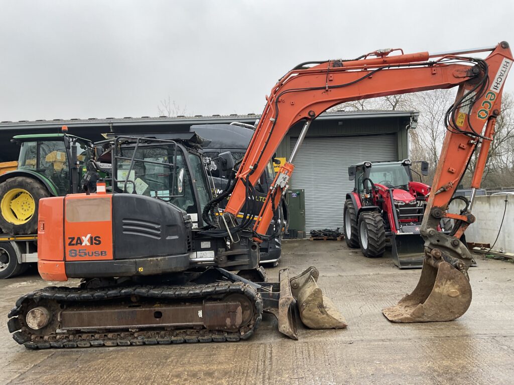 HITACHI ZAXIS 85 USB-5A