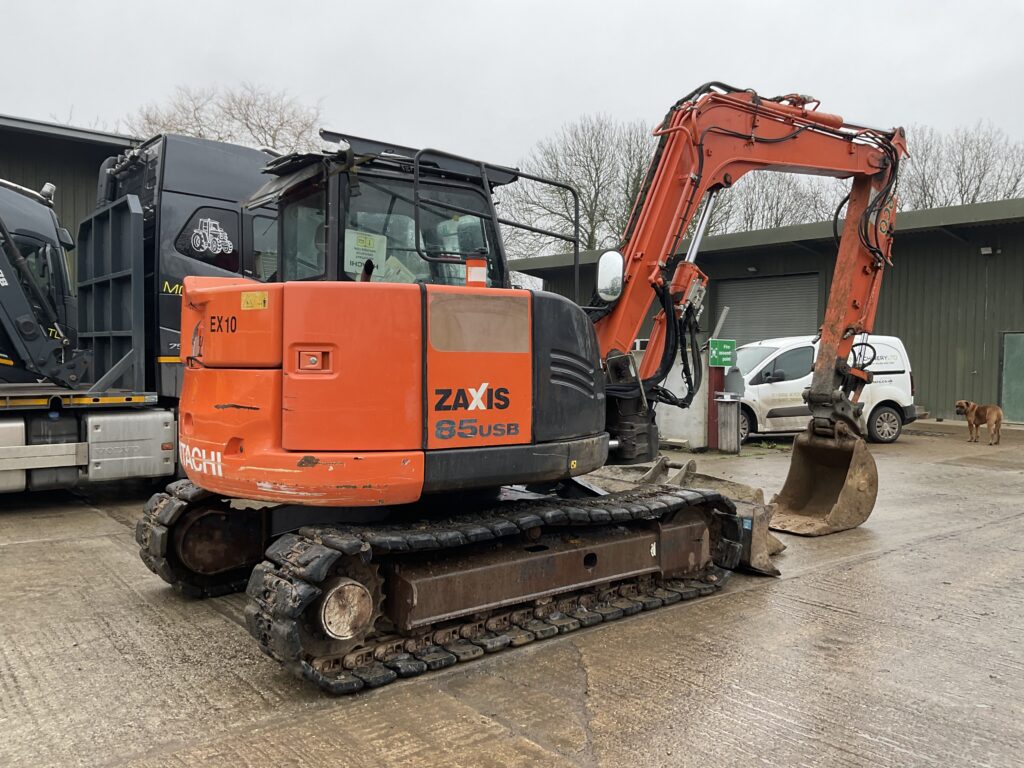 HITACHI ZAXIS 85 USB-5A