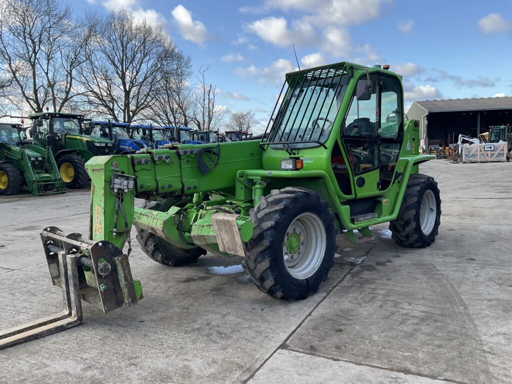 MERLO P40.17