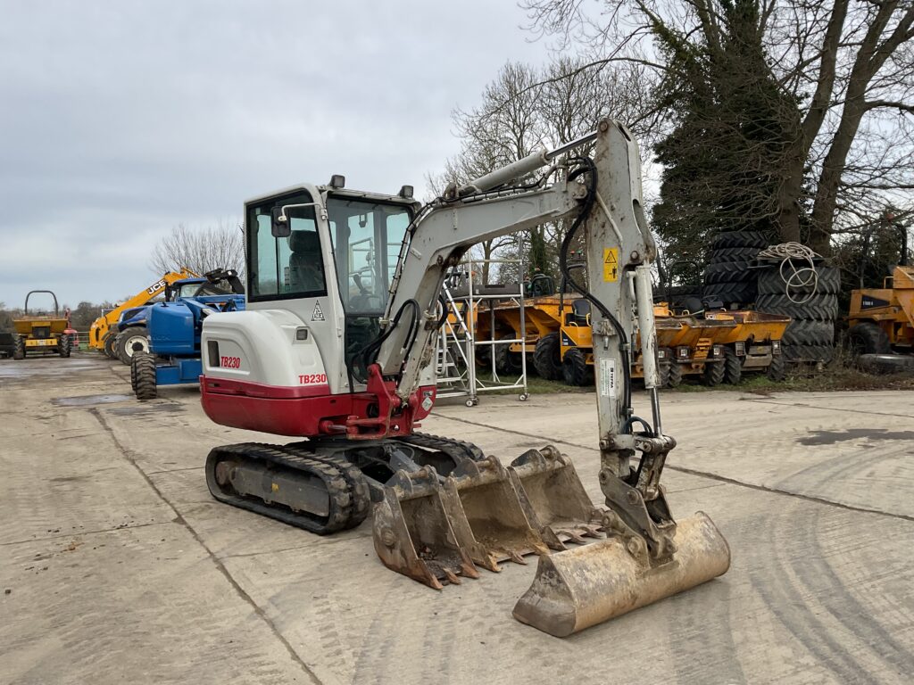 TAKEUCHI TB230