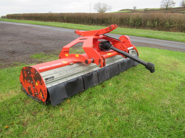 Kuhn BPR280 Flail Topper