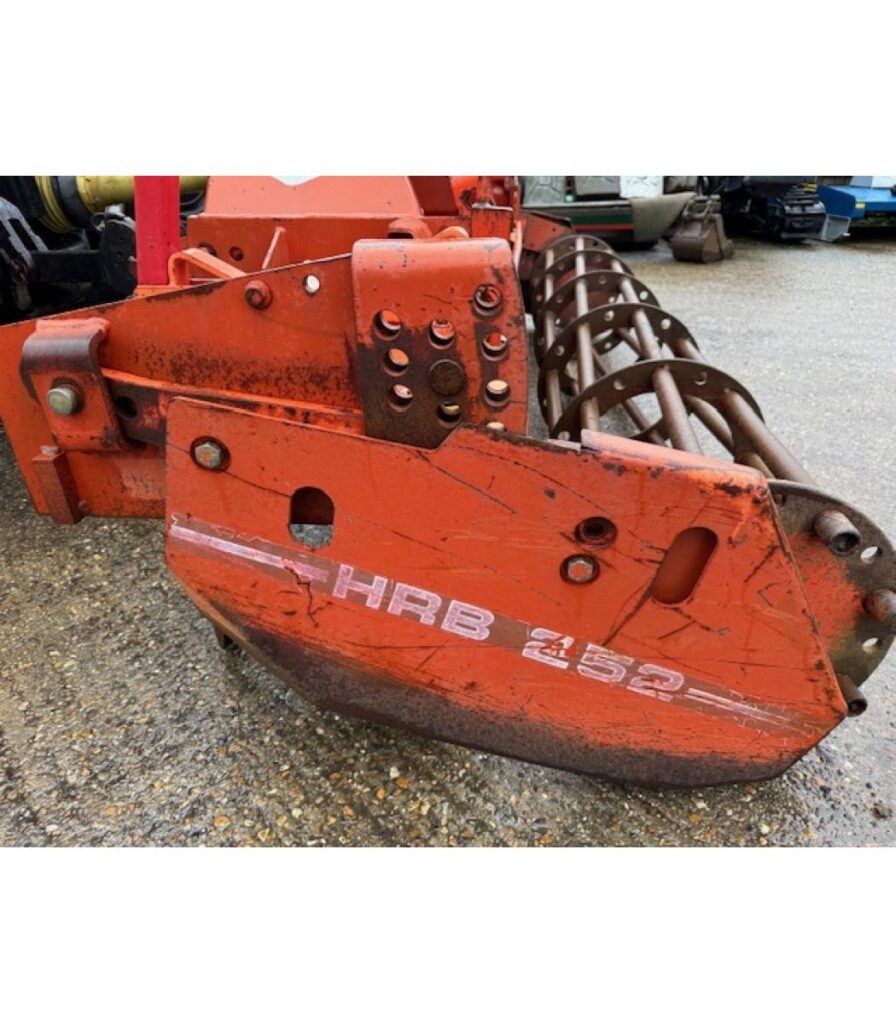 Kuhn HRB 252 D Power Harrow