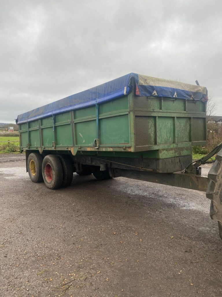 12 TON GRAIN TRAILER