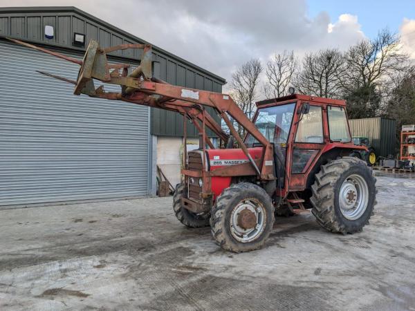 MASSEY FERGUSON 265 4WD