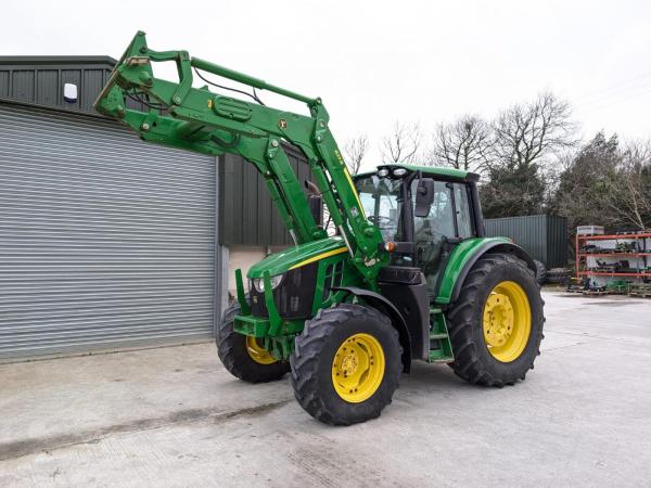 JOHN DEERE 6120M