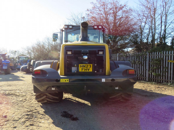 NEW HOLLAND W170 D