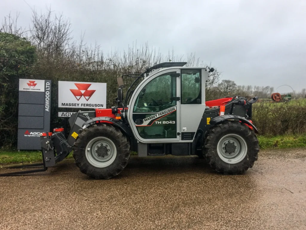 Massey Ferguson TH.8043